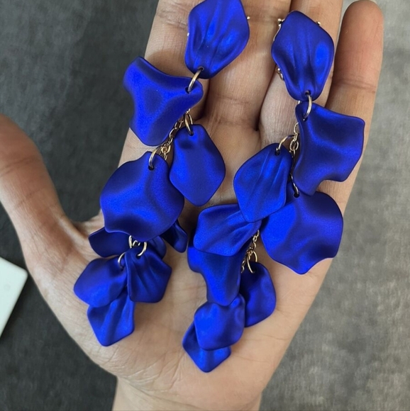 Metallic Blue Petal Flower Earrings - Picture 3 of 8